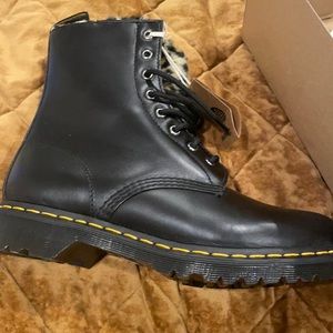 Dr. martens Serena leopard size 10